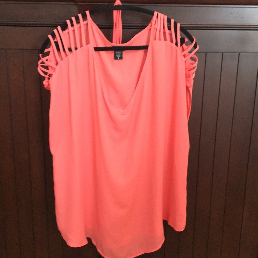 Cool coral top